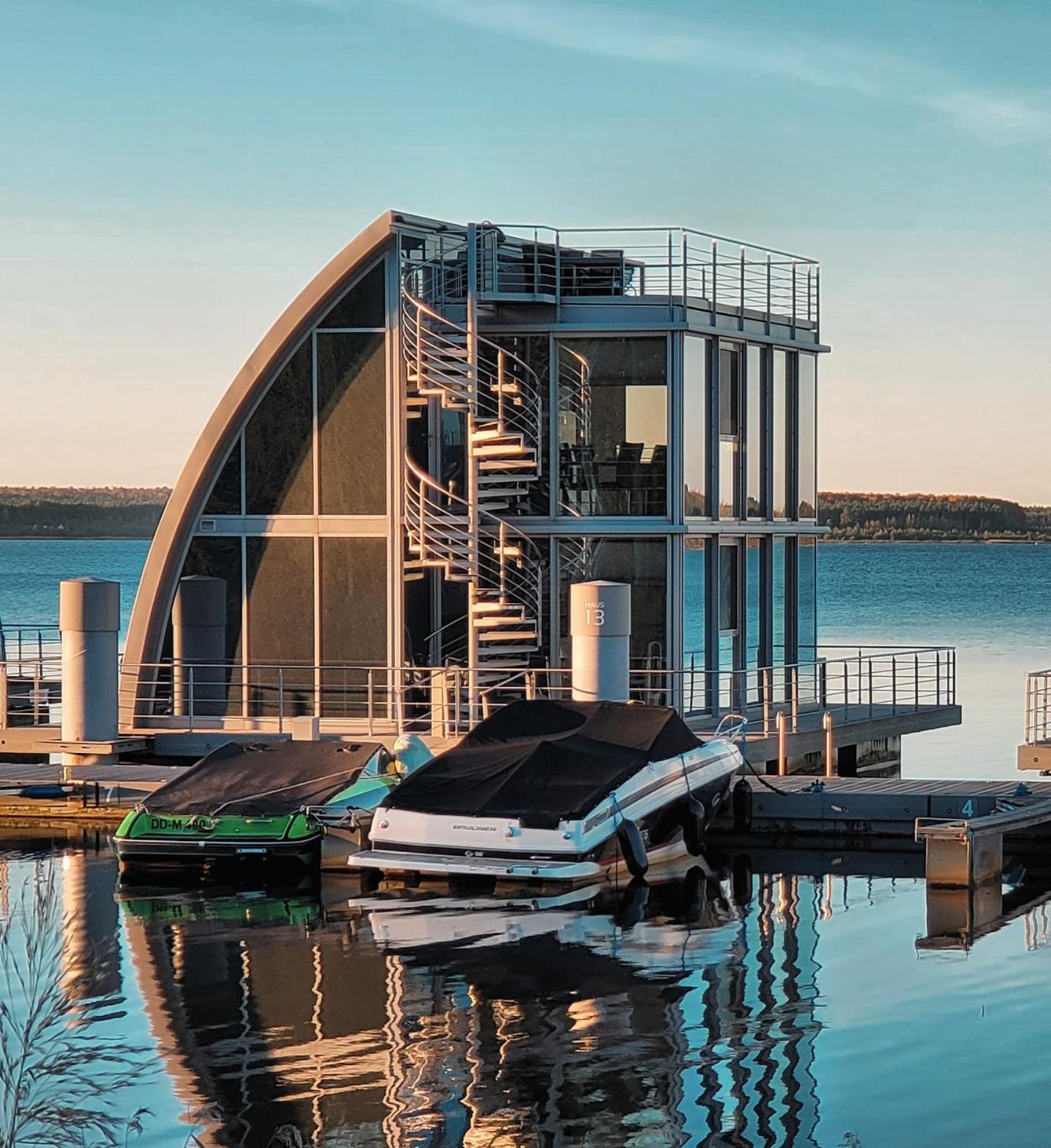 Schwimmende Ferienwohnung Sundowner Elsterheide Εξωτερικό φωτογραφία
